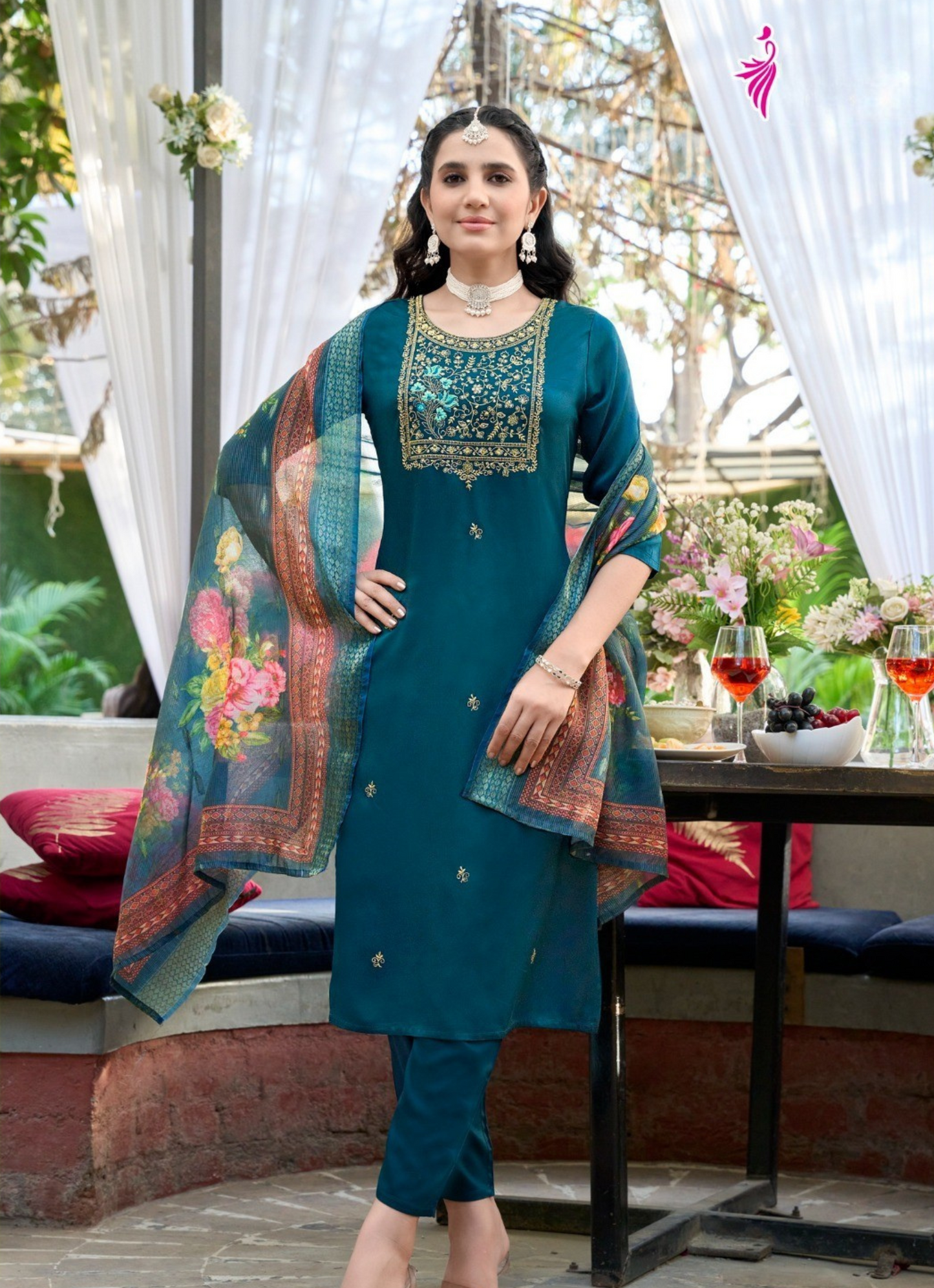 Premium Gajji Silk Embroidered Set with Organza Zari Dupatta