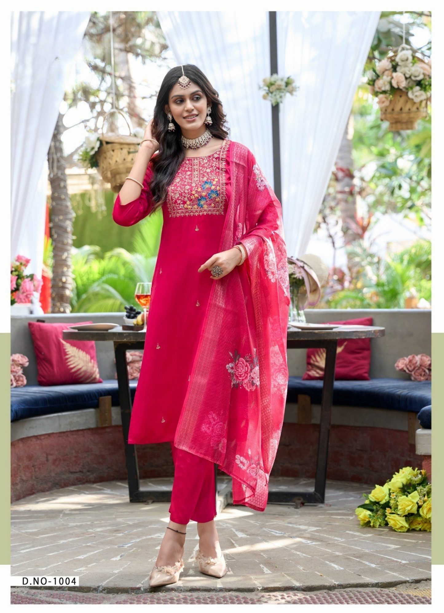 Premium Gajji Silk Embroidered Set with Organza Zari Dupatta