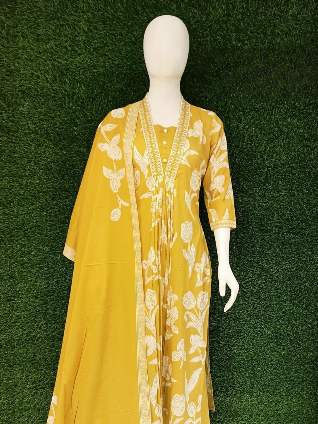 COMBO NC – Stylish Camric Cotton Embroidered Suit