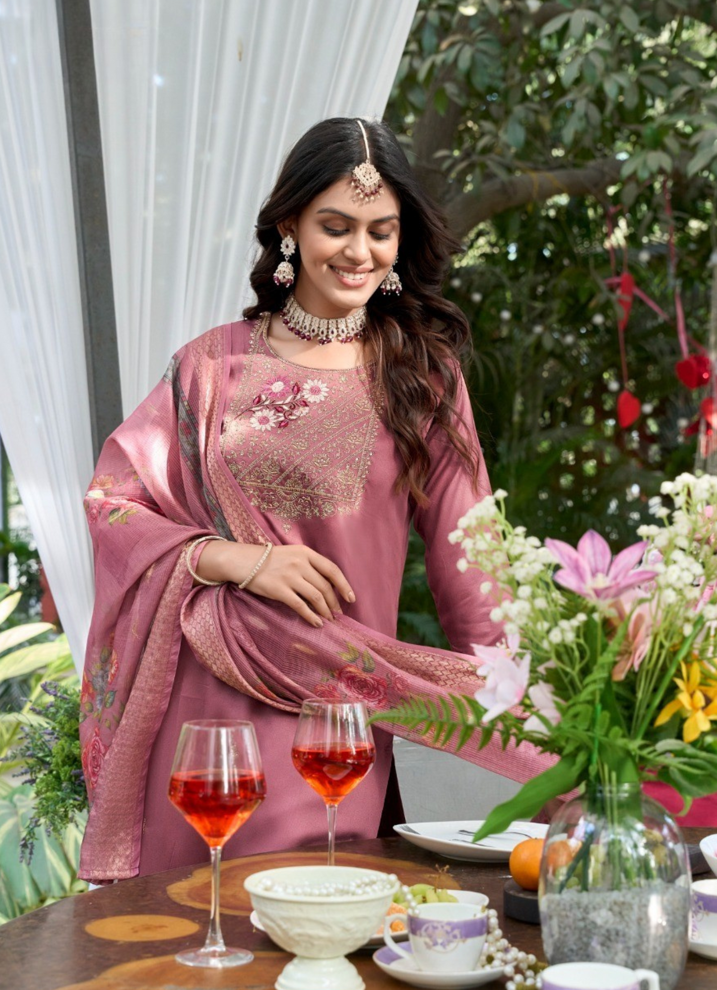 Premium Gajji Silk Embroidered Set with Organza Zari Dupatta