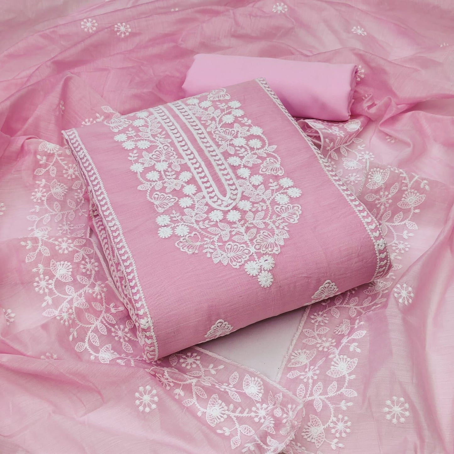 Elegant Chanderi Embroidered Suit – Timeless Grace & Comfort