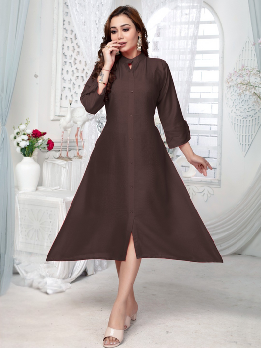 Elegant Flared Rayon Dress with Pockets – Classic