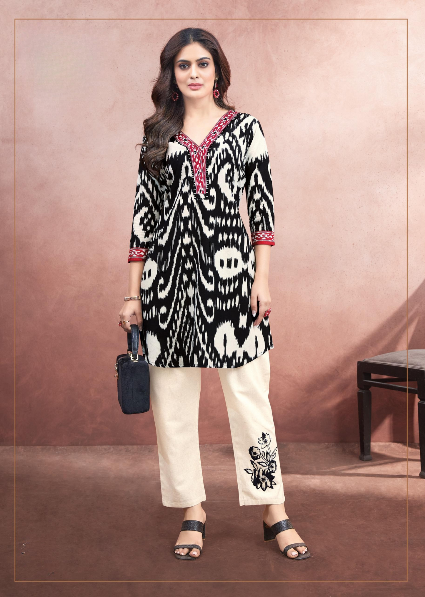 Viola Bloom Printed Kurta Set
