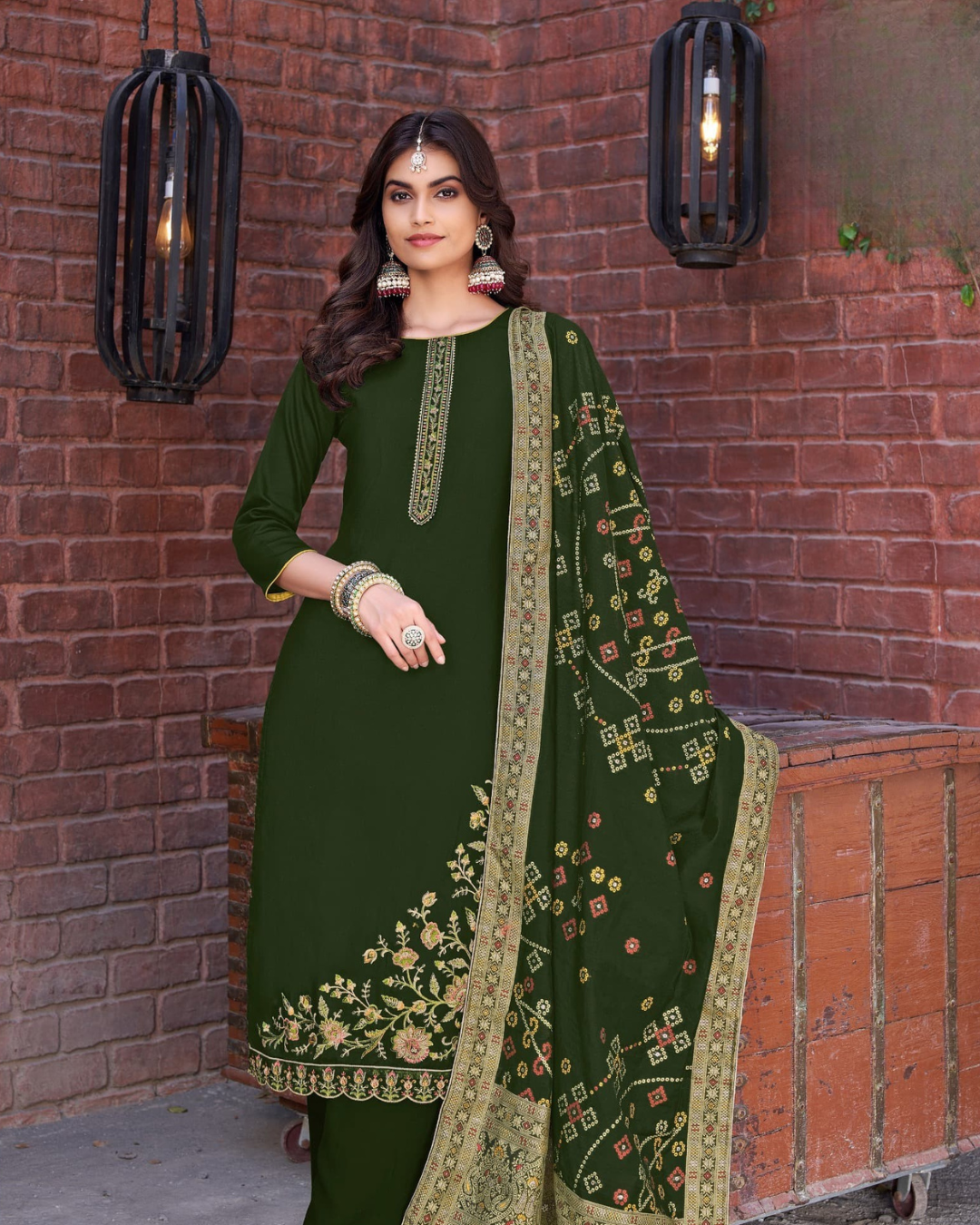 New Launch – GLOSSY TOUCH-4 Designer Suits