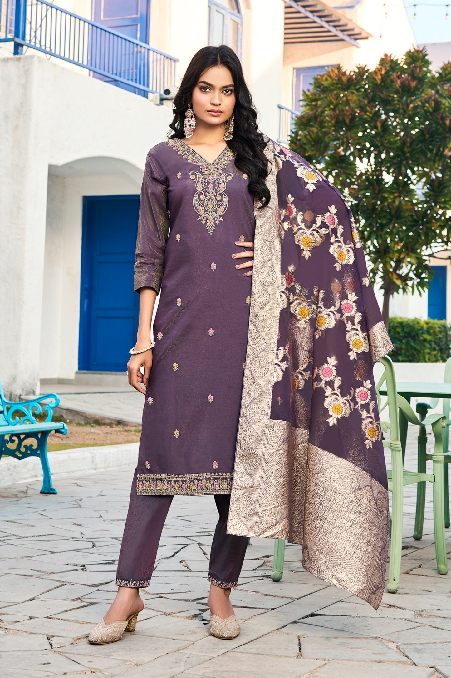 EXCLUSIVE READYMADE COLLECTION | Elegance Redefined with Classy Craftsmanship